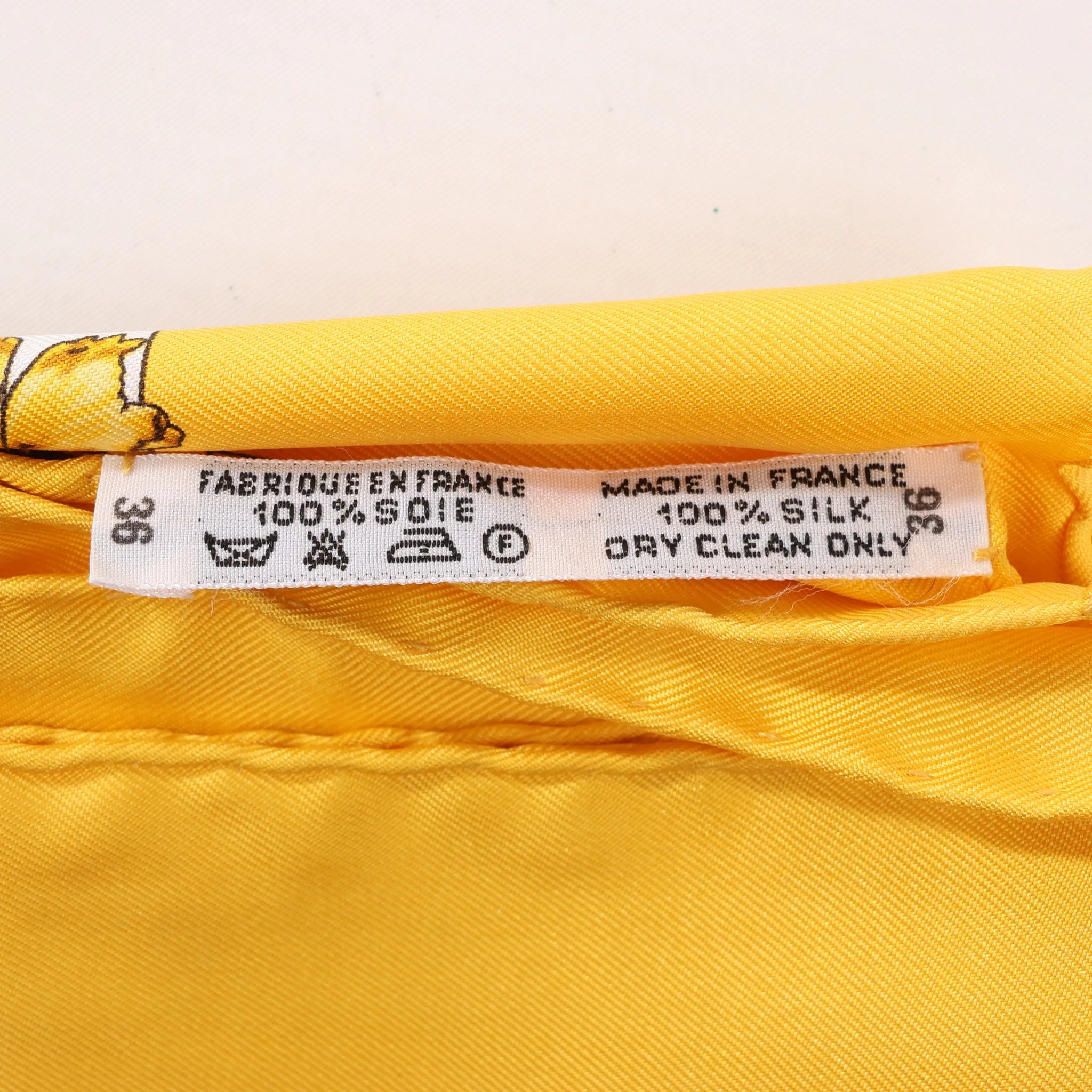 Hermès Carré 90 "Clips" Silk handkerchief in Yellow