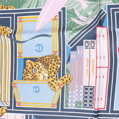 Hermès Carré 90 Double Face "Les Douze Léopards" Mouchoir en soie en Multicolore