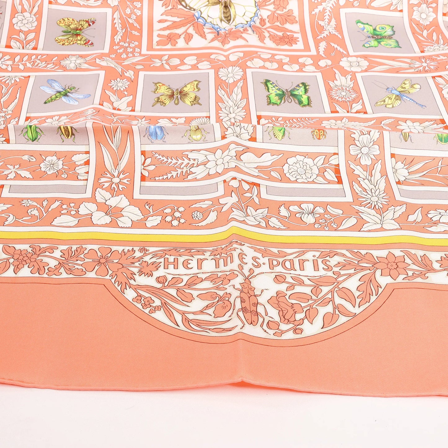 Hermès Carré 90 „Joyaux de LETE“ Seidentaschentuch in Rosa