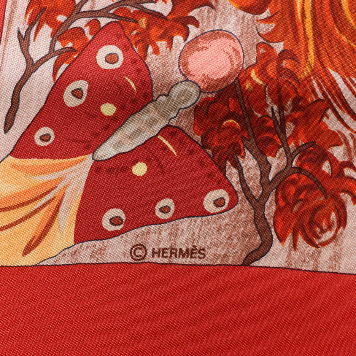 Hermès Carré 90 "Kuggor Tree" Scarf Silk in Red