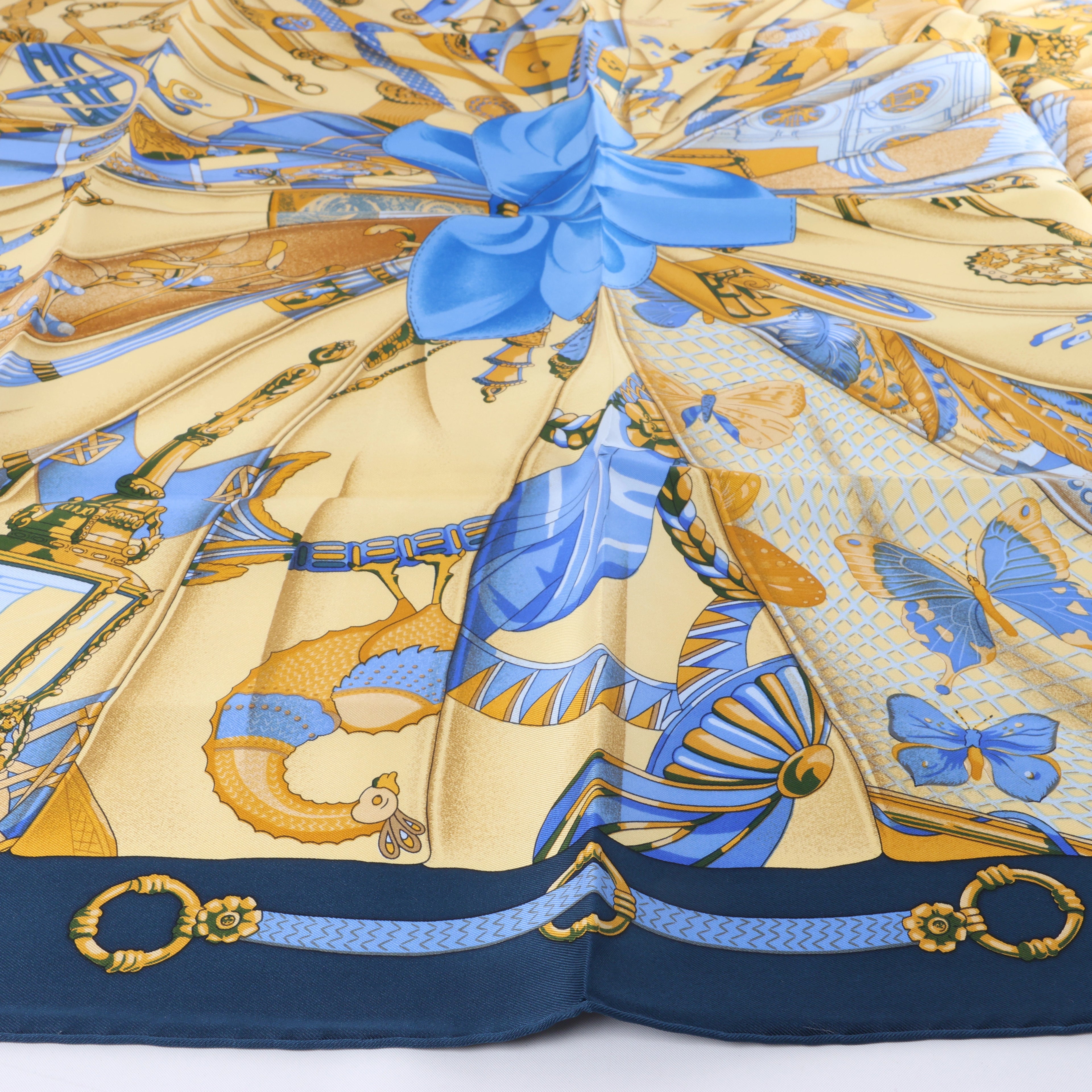 Hermès Carré 90 "Soleil de Soie" Silk handkerchief in Navy Blue