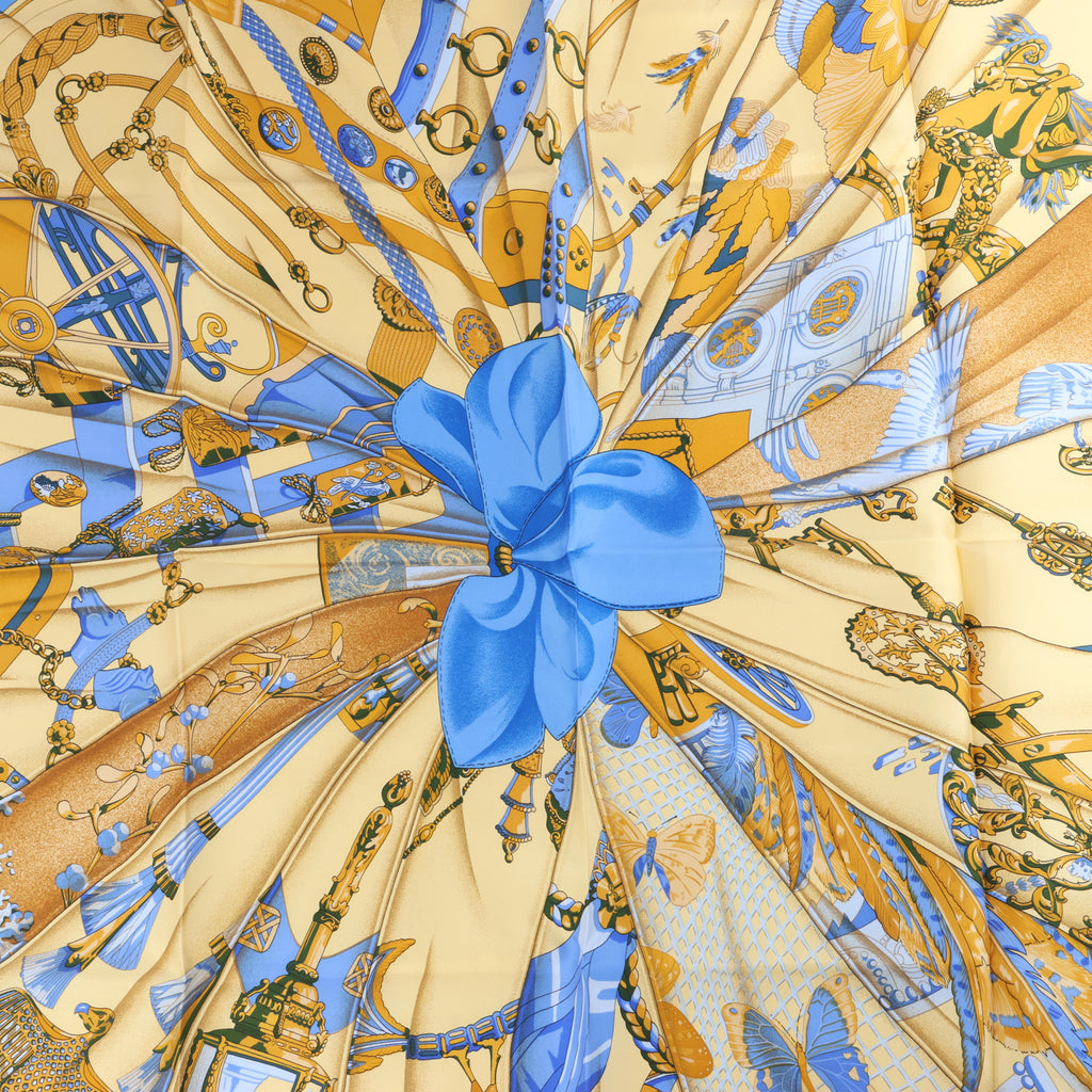 Hermès Carré 90 "Soleil de Soie" Silk handkerchief in Navy Blue