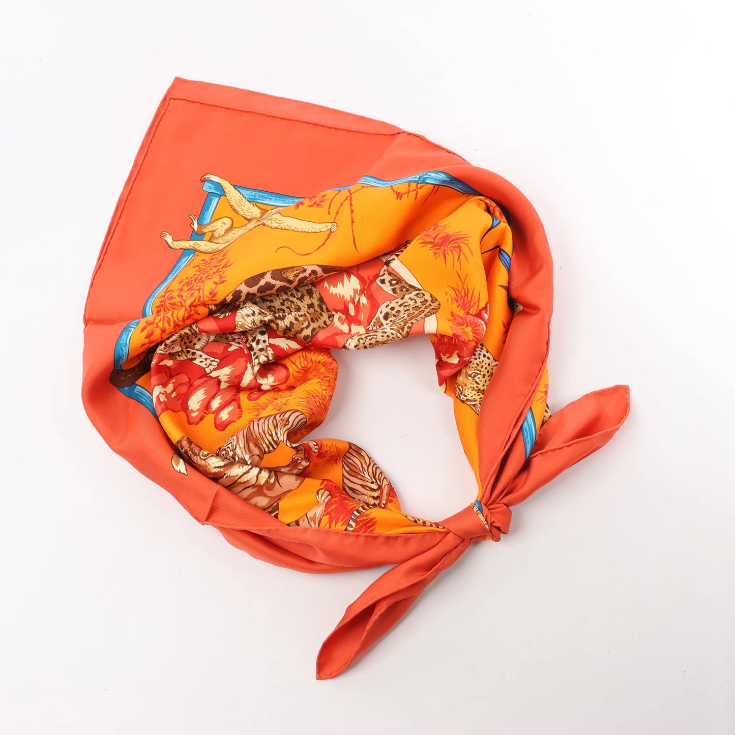 Hermès Carré 90 "Tendresse Feline" Silk handkerchief in Orange