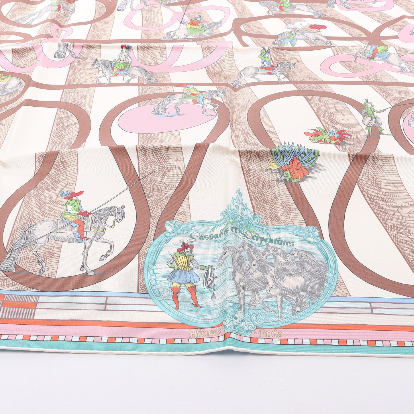 Hermès Carré Double face 90 "Passard D Serpentin" 100% Silk Scarf in Brown x Green