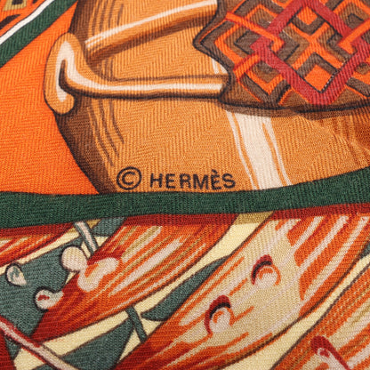 Hermès Carré Géant "Au Son du Tam" Foulard en Cachemire et Soie en Orange