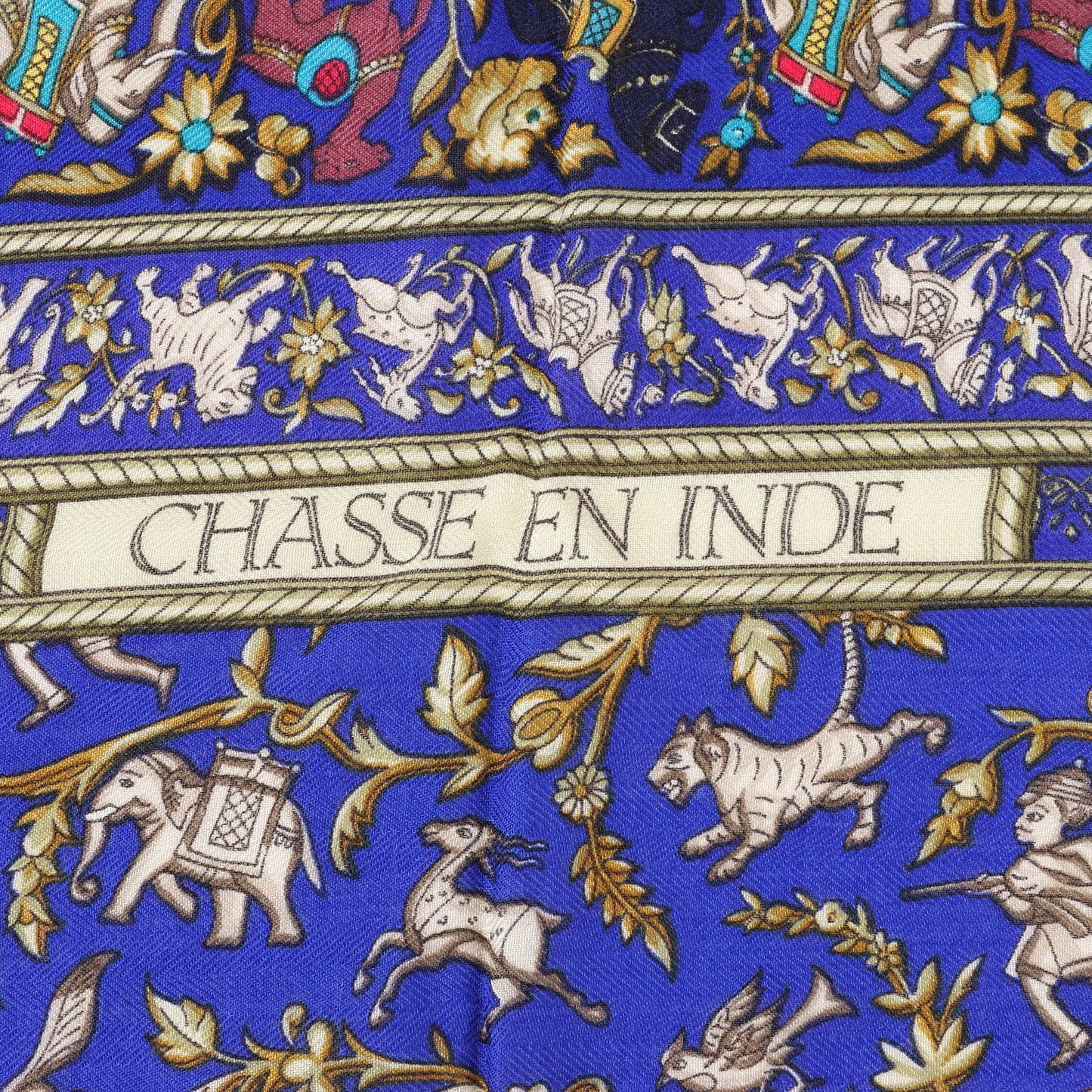 Hermès Carré Géant Schal „CHASSE EN INDE“ aus Kaschmir und Seide in Marineblau