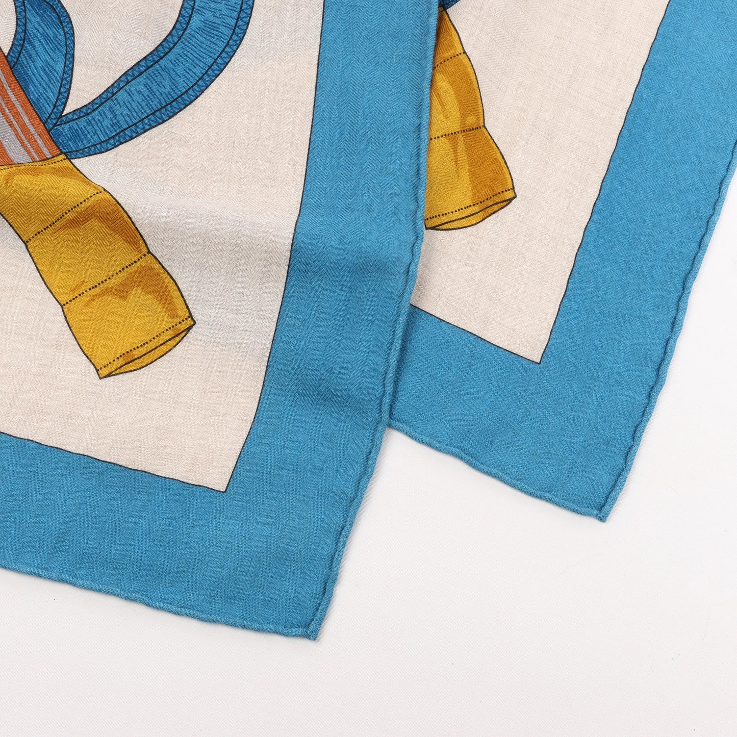 Hermès Carré Géant "Eperon d'or Golden" Cashmere & Silk handkerchief in Blue x Beige