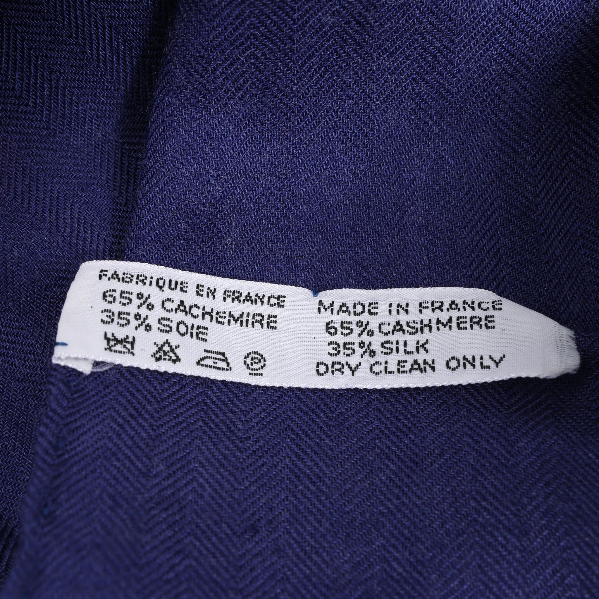 Hermès Carré Géant "VOILES DE LUMIERE" Cashmere x Silk scarf in Navy Blue