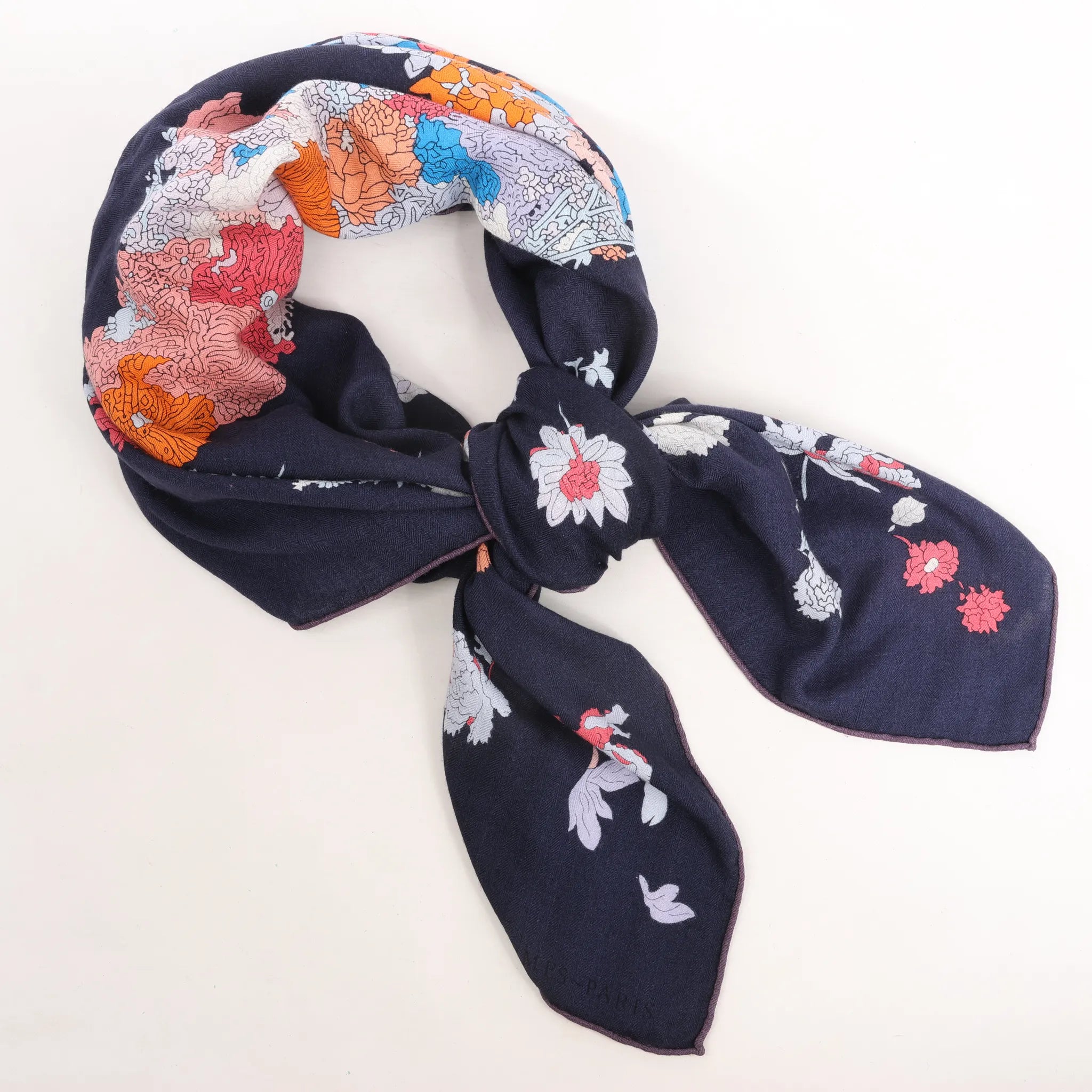 Hermès Carré Géant "Robe Legere" Cashmere x Silk handkerchief in Navy Blue