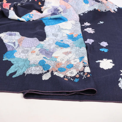 Hermès Carré Géant "Robe Legere" Mouchoir en Cachemire x Soie en Bleu Marine