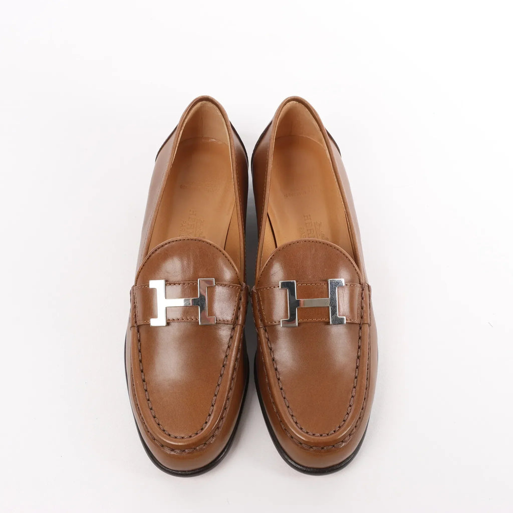 HERMES Constance Leather Loafer in Brown, Size 36 EU