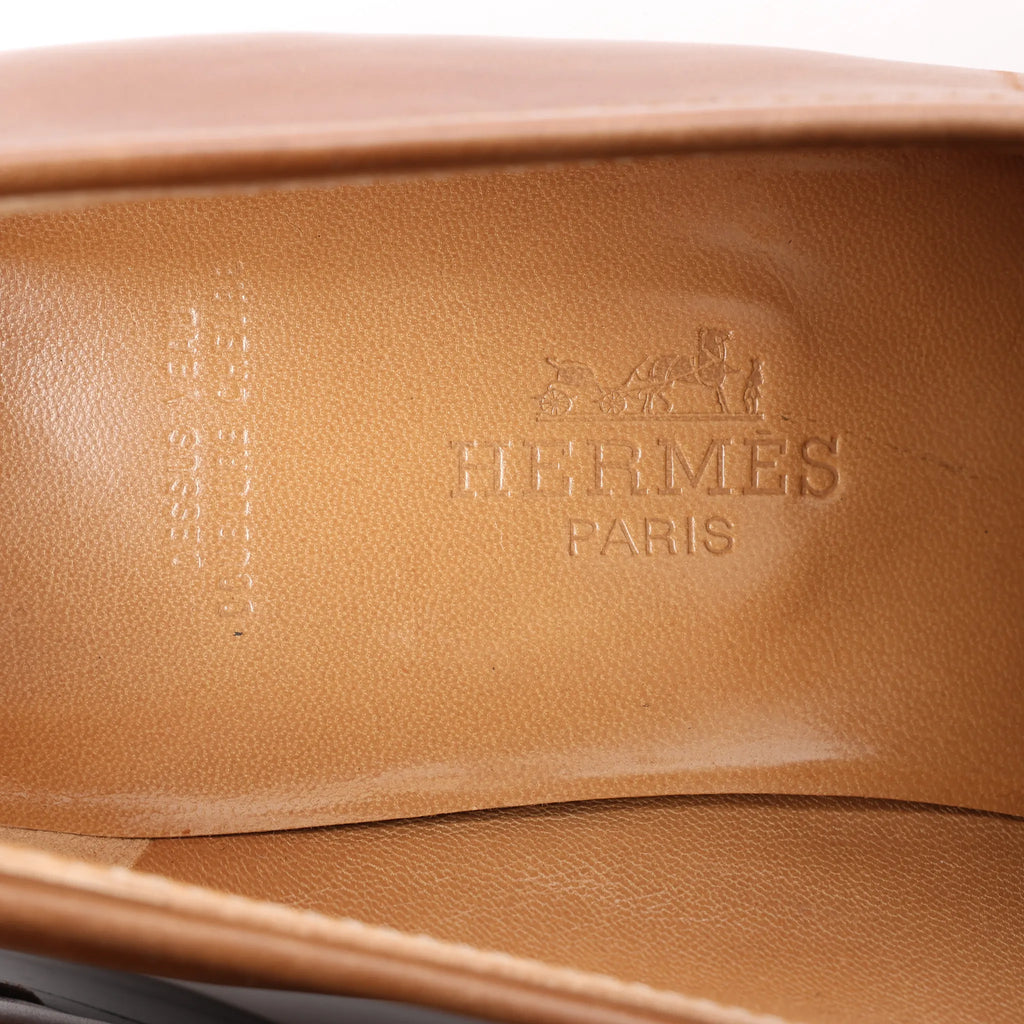 HERMES Constance Leather Loafer in Brown, Size 36 EU