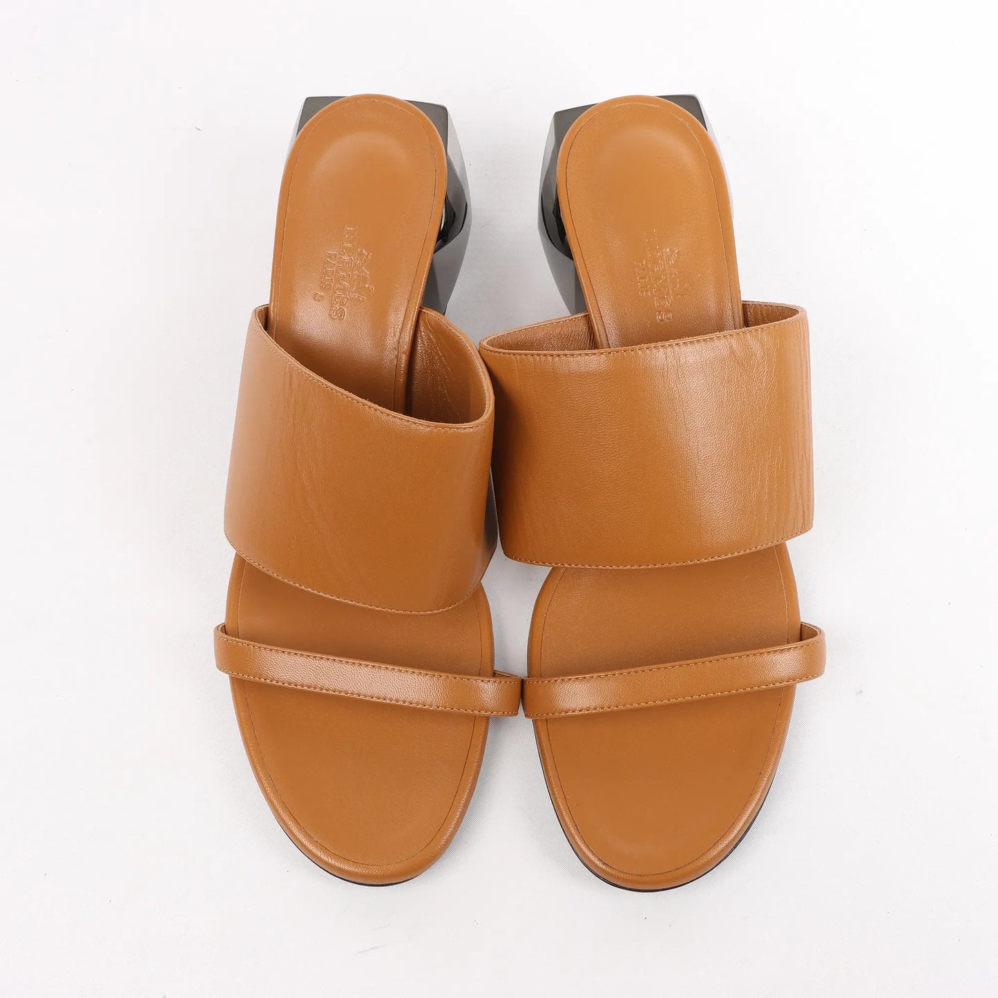 HERMES Cornelia Leather Sandals in Brown, Size 39 EU