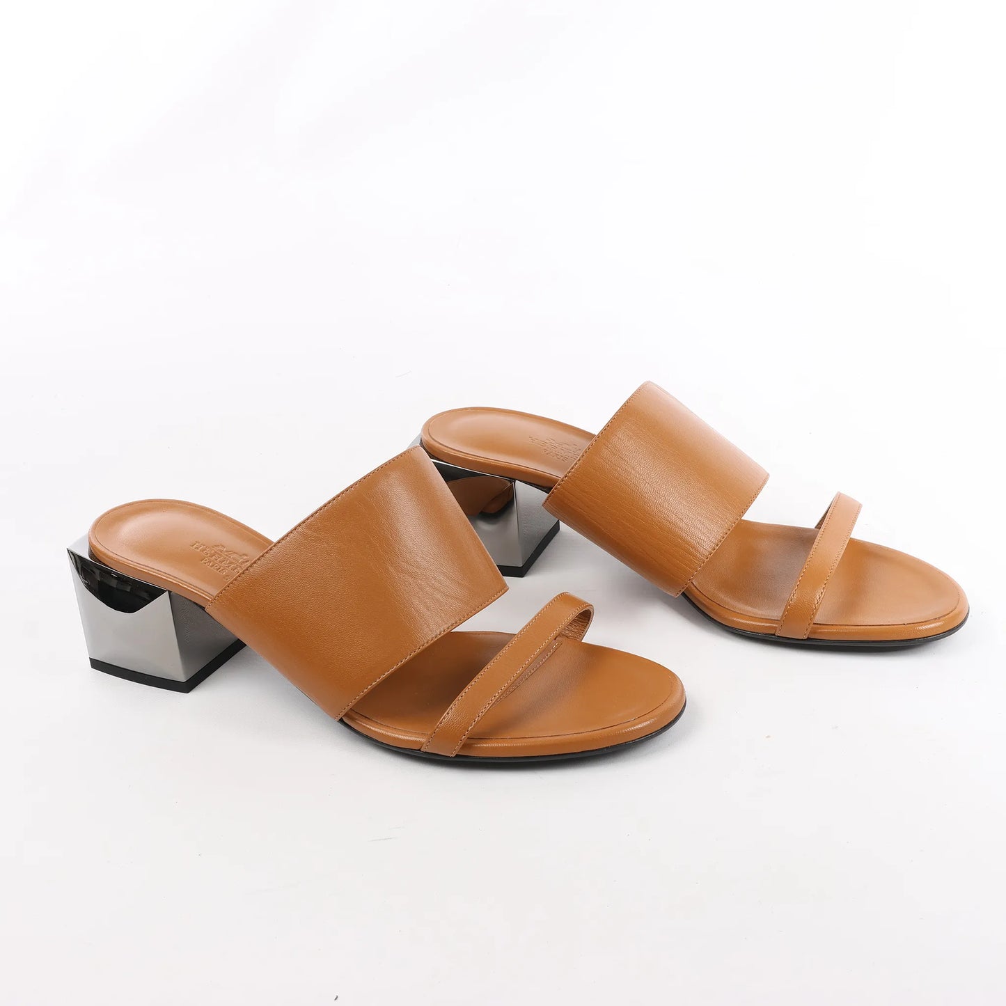 HERMES Cornelia Leather Sandals in Brown, Size 39 EU