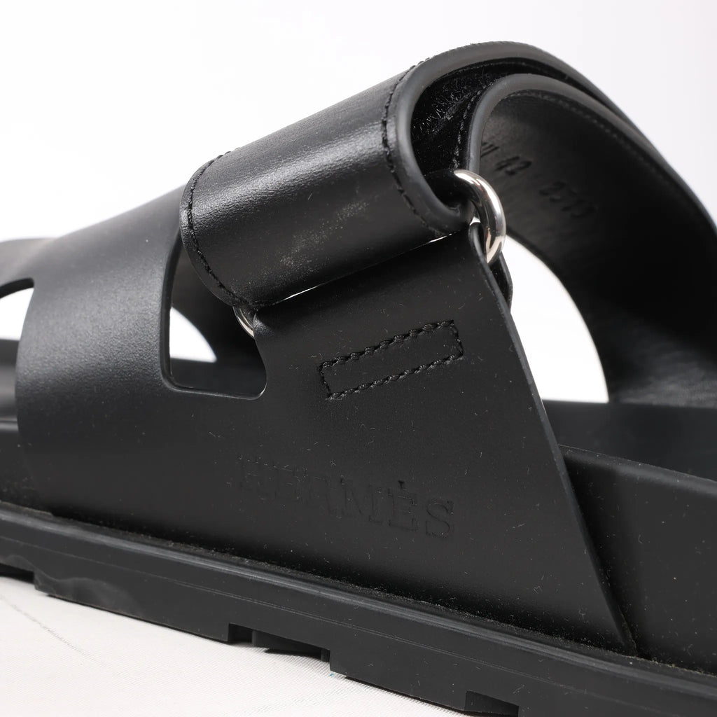 HERMES Cypre Leather Sandals in Black, Size 42 EU