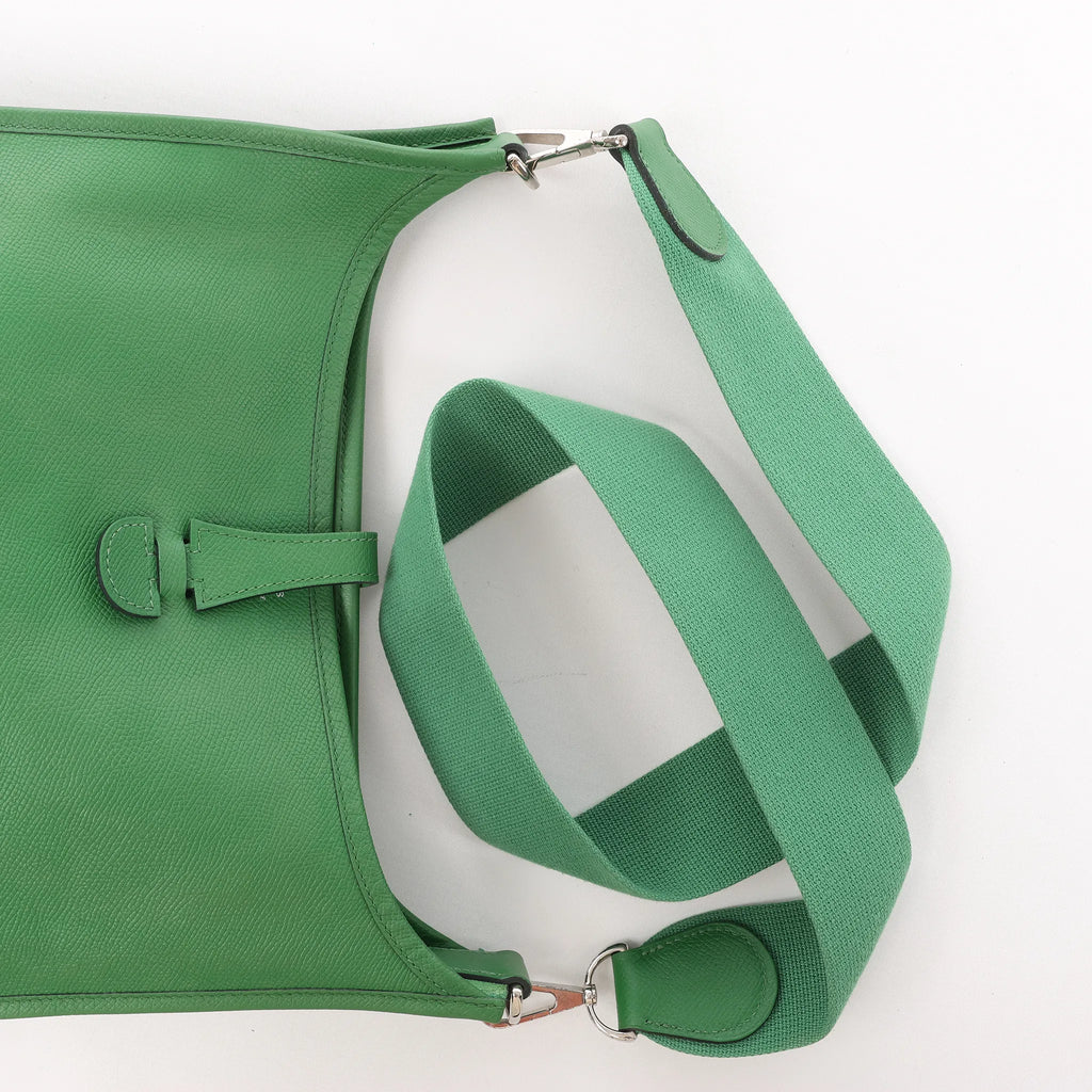 Hermes Evelyn 1 PM Epsom Leather Shoulder Bag in Green, □N