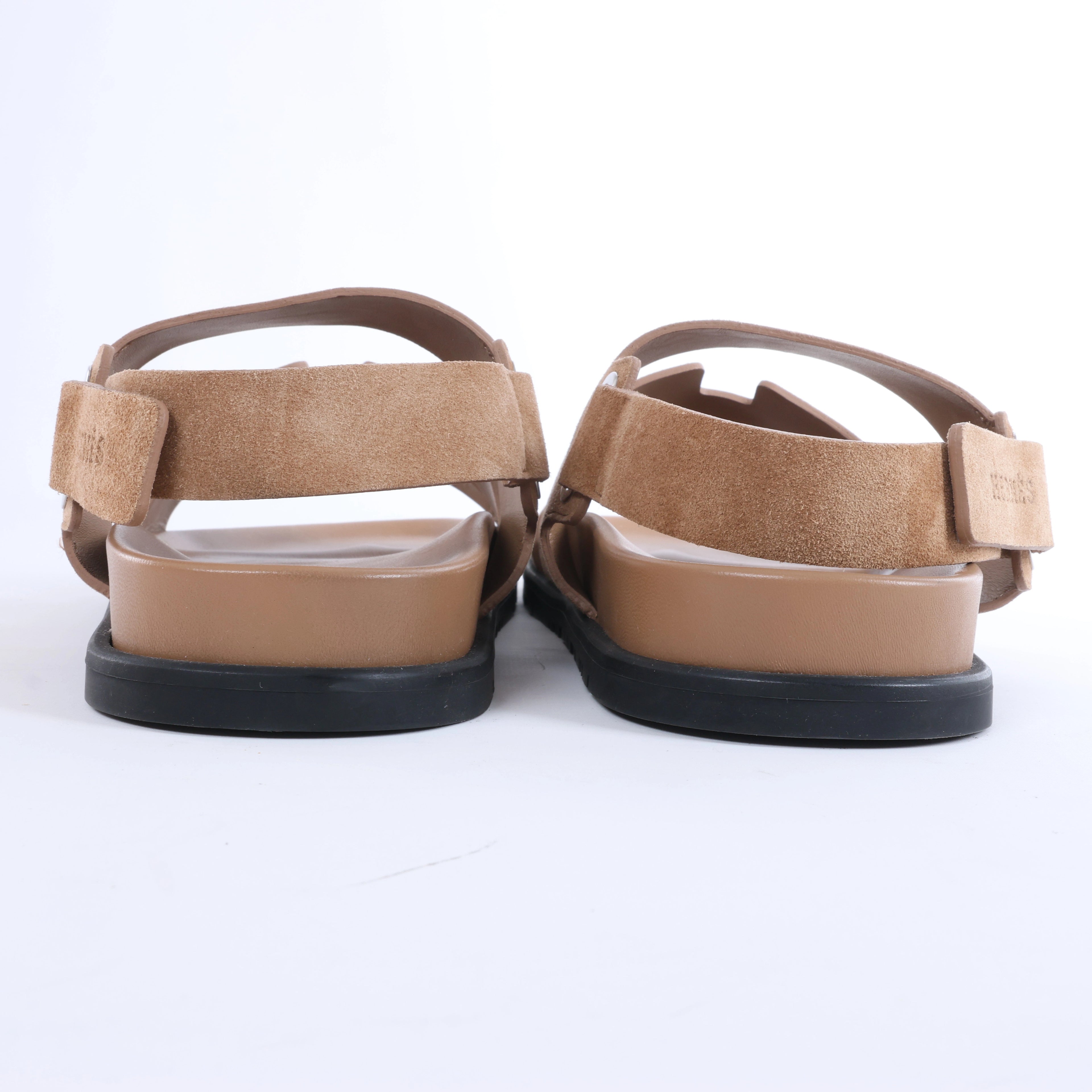 Sandalias de piel HERMES Cypre con tira de velcro marrón, talla 42 UE
