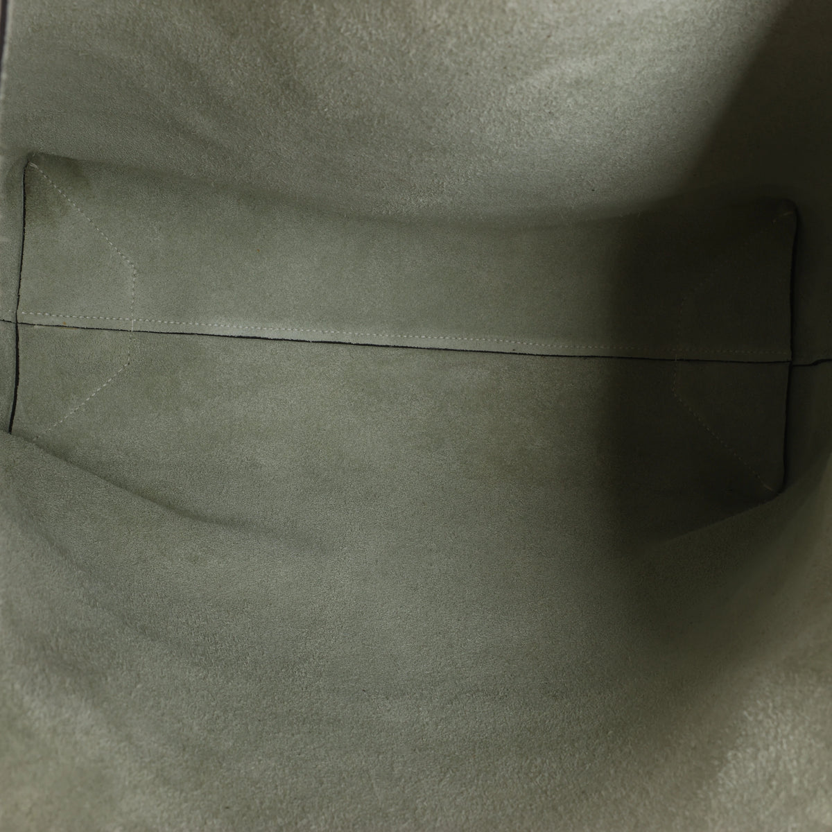 Hermès Cabasellier 46 Taurillon Clemence Shoulder Bag in Gray Gris Neve B: 2023