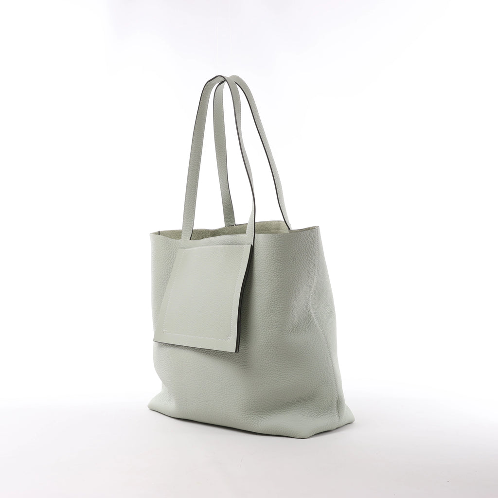 Hermès Cabasellier 46 Taurillon Clemence Shoulder Bag in Gray Gris Neve B: 2023