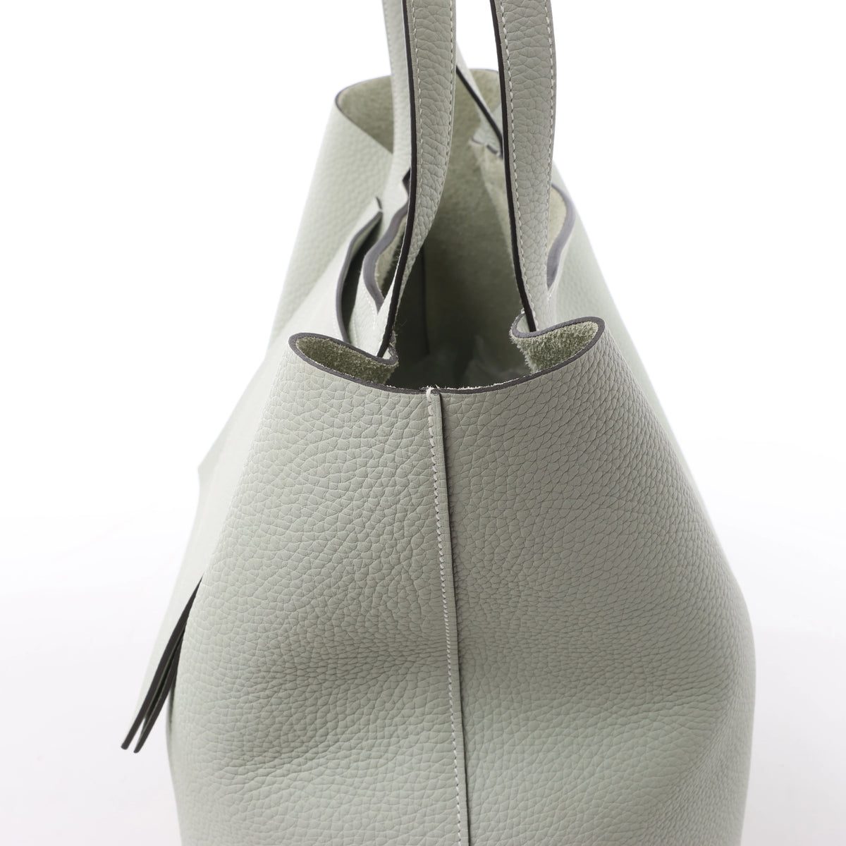 Hermès Cabasellier 46 Taurillon Clemence Shoulder Bag in Gray Gris Neve B: 2023