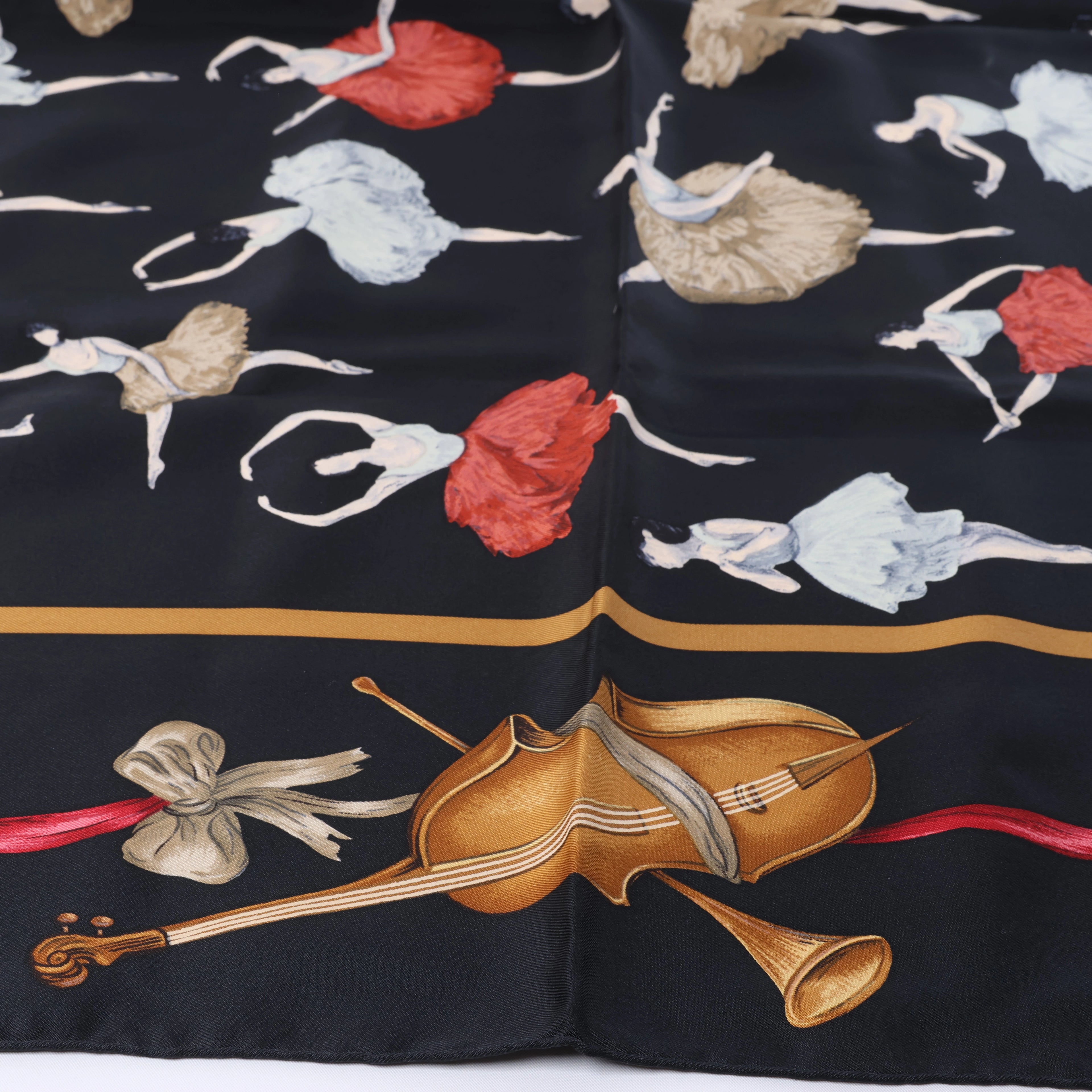 Pañuelo de seda Hermès Carré 90 "La Danza ballet" en rosa
