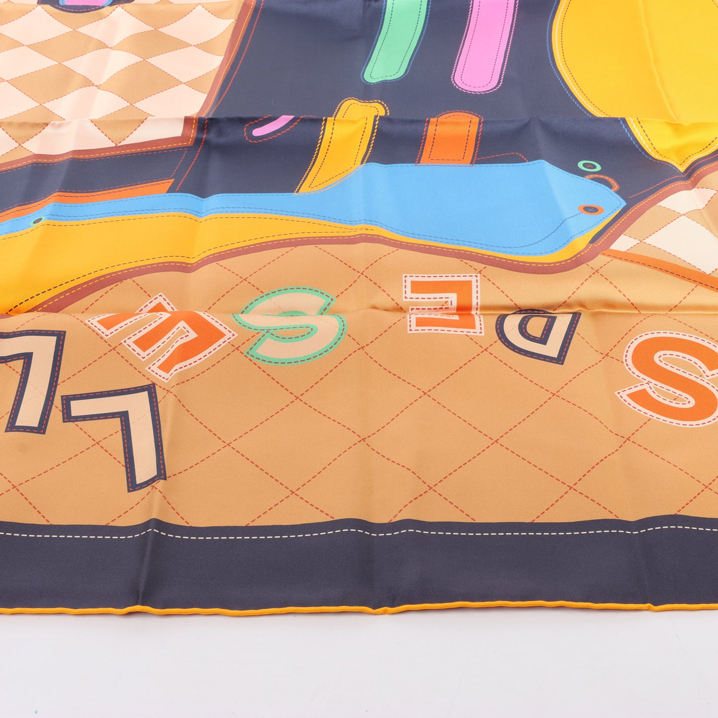 Hermès Carré 90 Double Face "Tapis de Selle" Silk handkerchief in Multicolor
