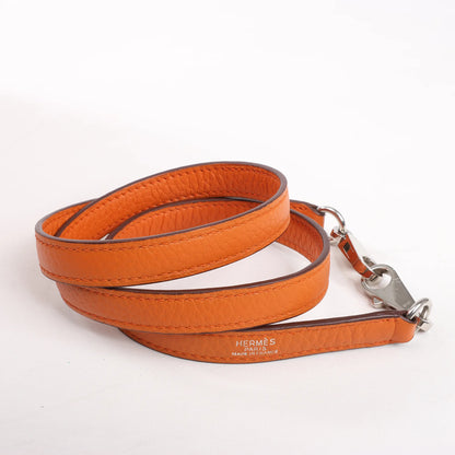 HERMÈS Kelly 28 Le Tournay Taurillon Clemence Handbag in Orange Silver Metal Fittings □H: 2004