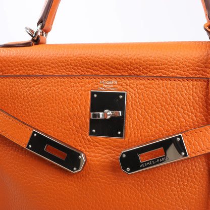 HERMÈS Kelly 28 Le Tournay Taurillon Clemence Handbag in Orange Silver Metal Fittings □H: 2004