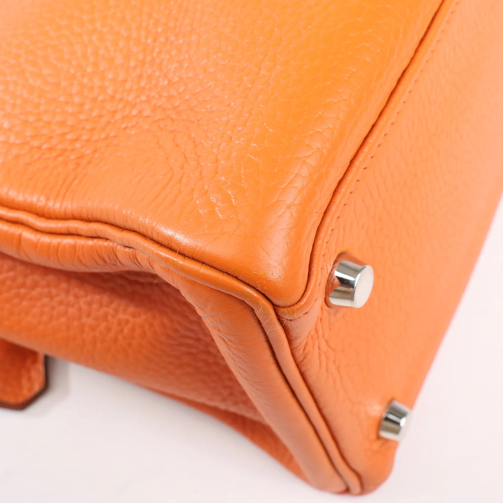 HERMÈS Kelly 28 Le Tournay Taurillon Clemence Handbag in Orange Silver Metal Fittings □H: 2004