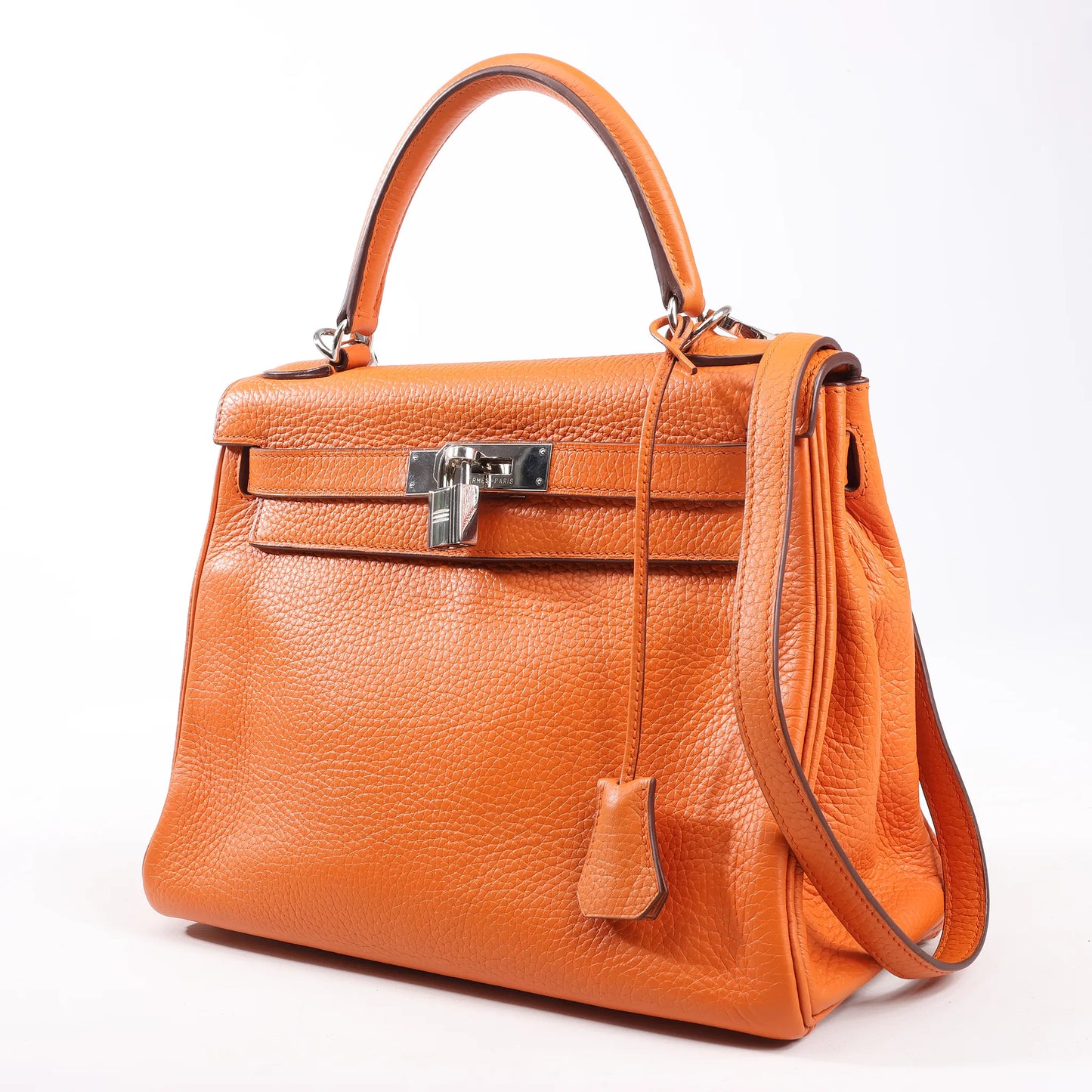 HERMÈS Kelly 28 Le Tournay Taurillon Clemence Handbag in Orange Silver Metal Fittings □H: 2004