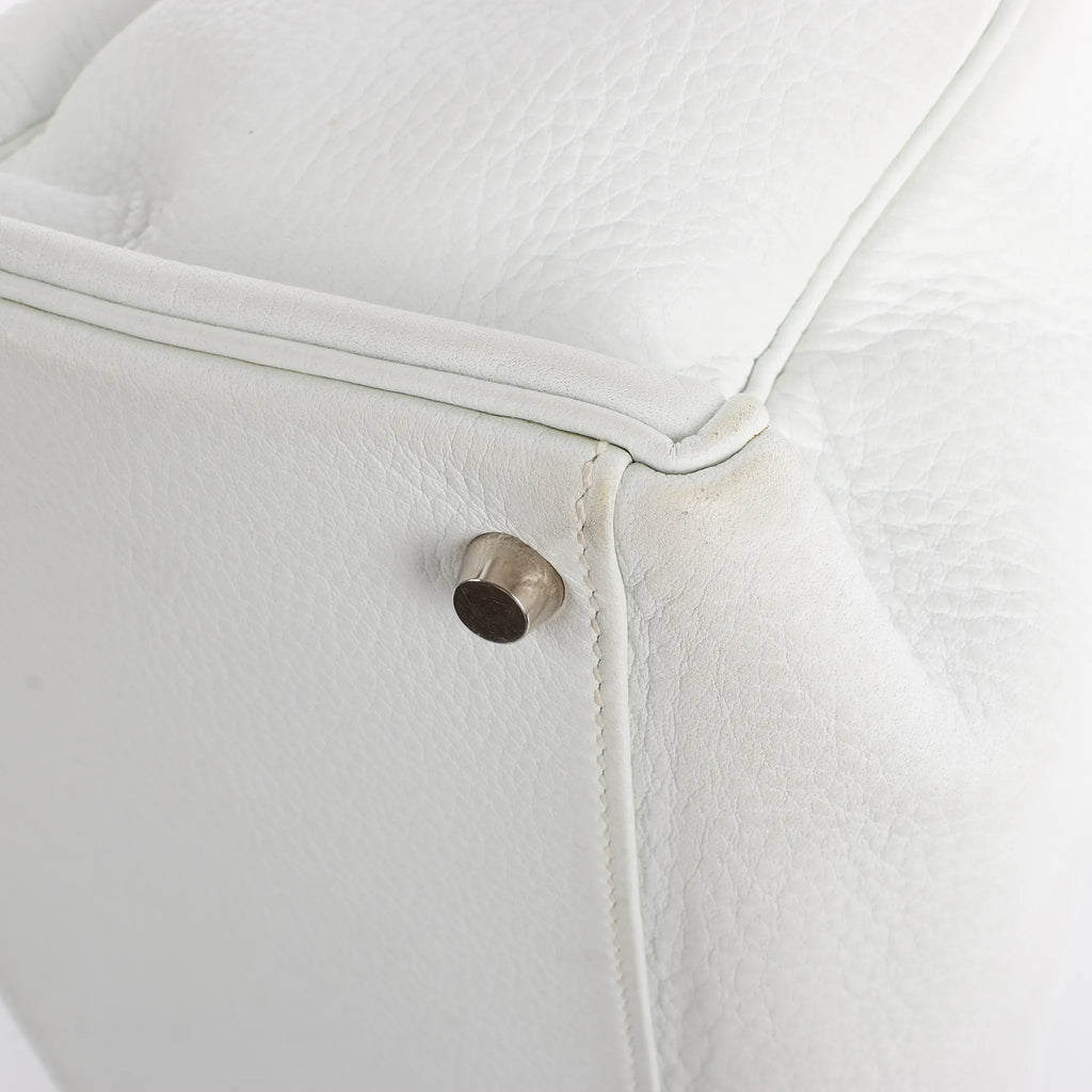 HERMÈS Kelly 40 Le Tournay Taurillon Clemence Handbag in White □D: 2000