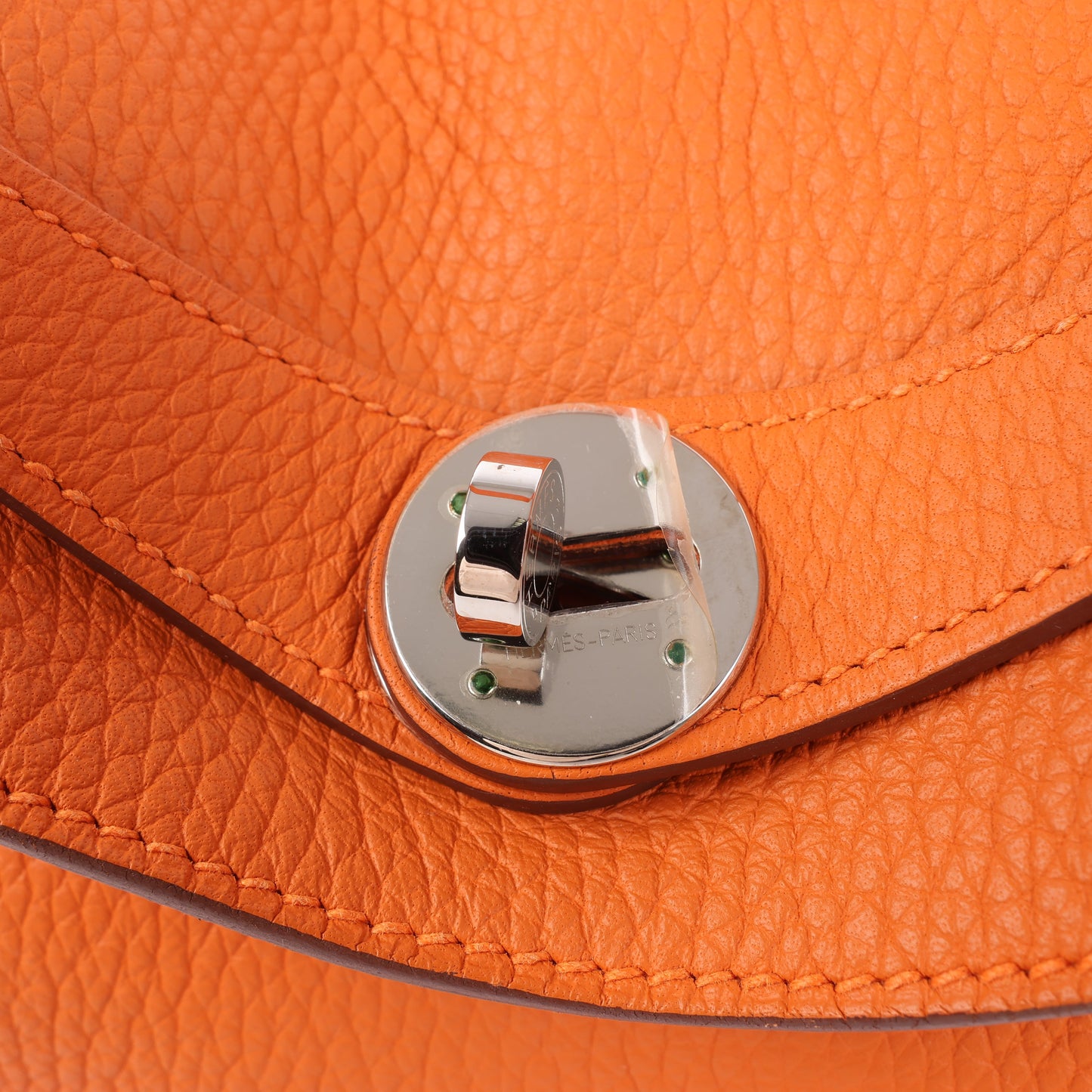 Sac à main Hermès Lindy 34 Taurillon Clémence Orange, garnitures en métal argenté □P:2012