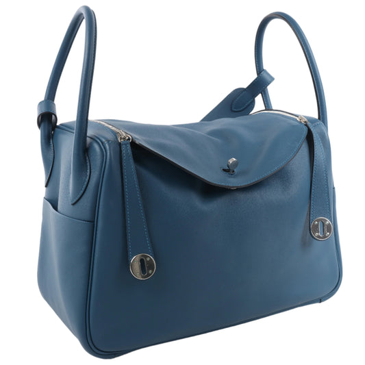 Sac à main Hermès Lindy 34 Veau Swift Bleu de Galice, garnitures en métal argenté, 2 voies □R: 2014