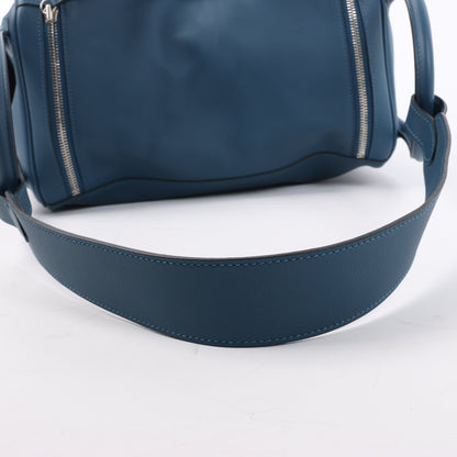 Sac à main Hermès Lindy 34 Veau Swift Bleu de Galice, garnitures en métal argenté, 2 voies □R: 2014