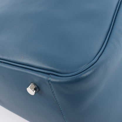 Sac à main Hermès Lindy 34 Veau Swift Bleu de Galice, garnitures en métal argenté, 2 voies □R: 2014