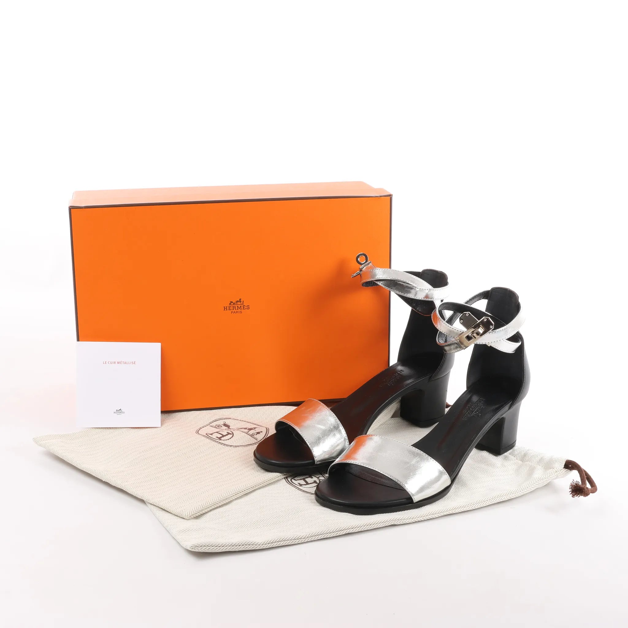 HERMES Manege Kelly Leather Sandals in Black x Silver, Size 37 EU