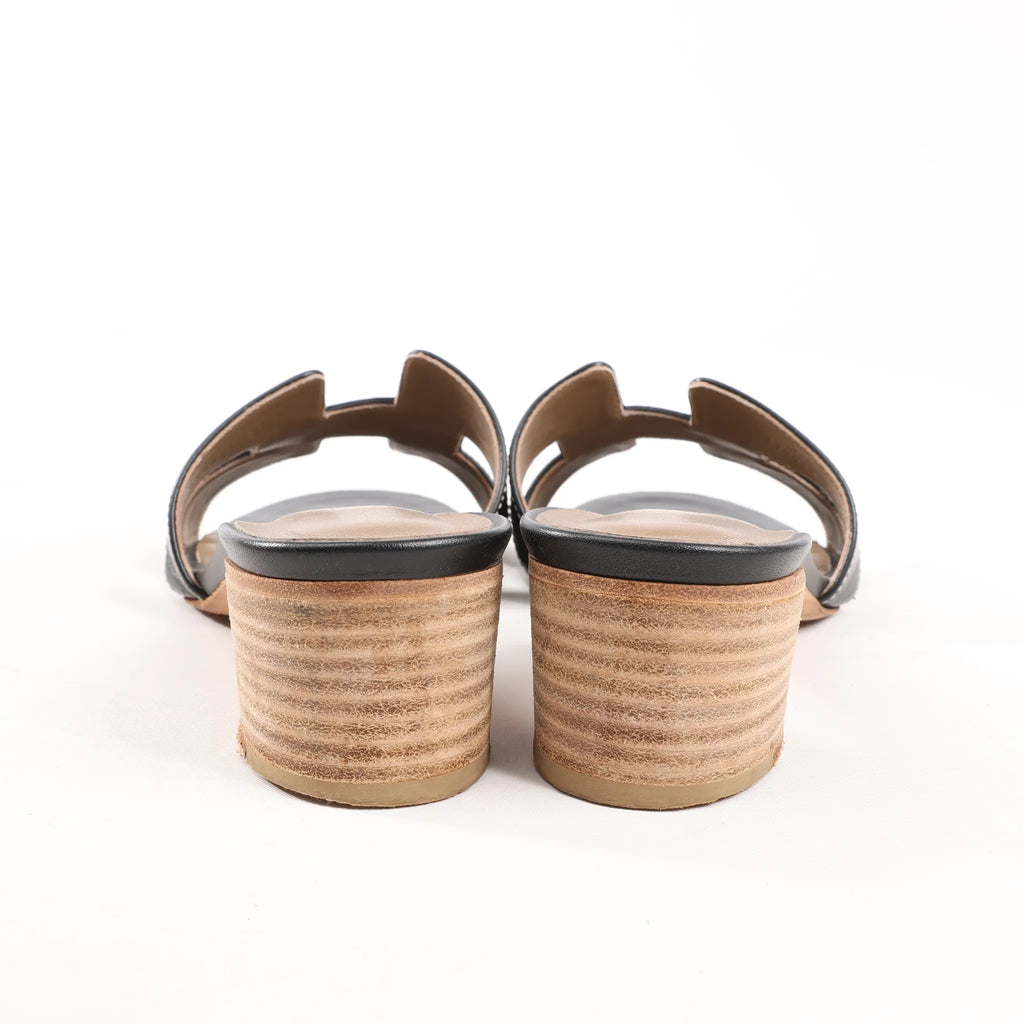 HERMES OASIS Leather Sandals in Black, Size 36.5 EU