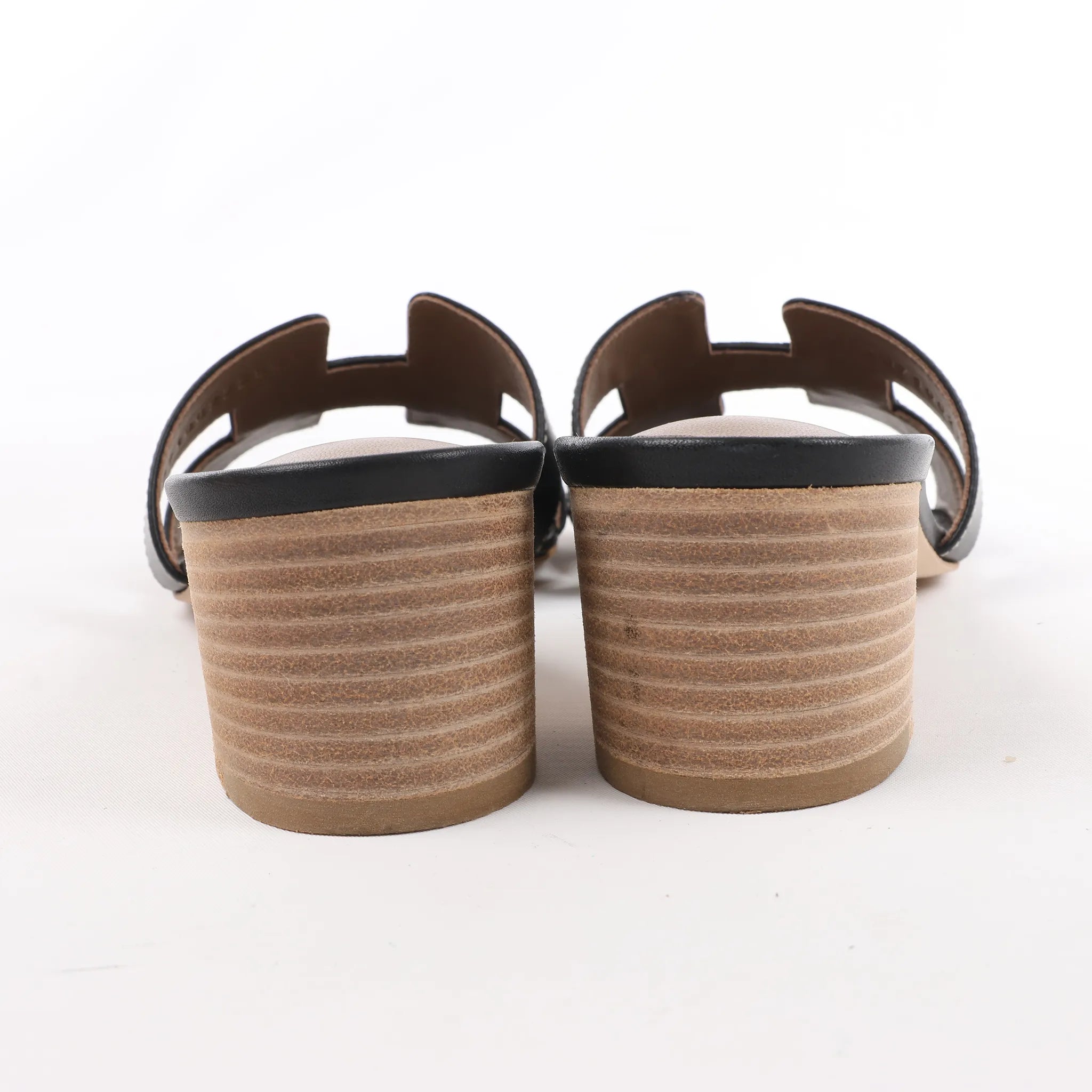 Sandalias de piel HERMES OASIS en color negro, talla 37.5 EU