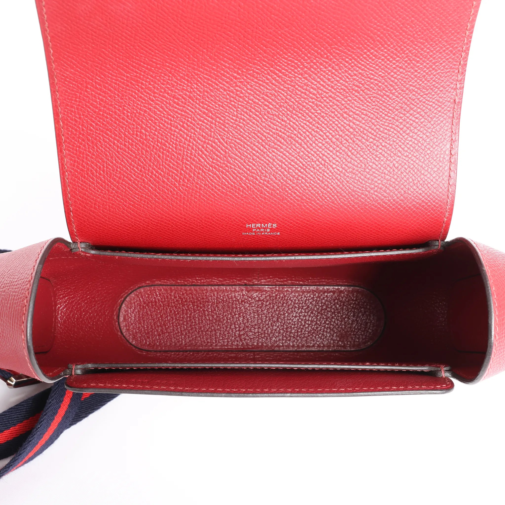 HERMES Octagon Veau Epsom Crossbody Bag in Rouge Grenat X: 2016