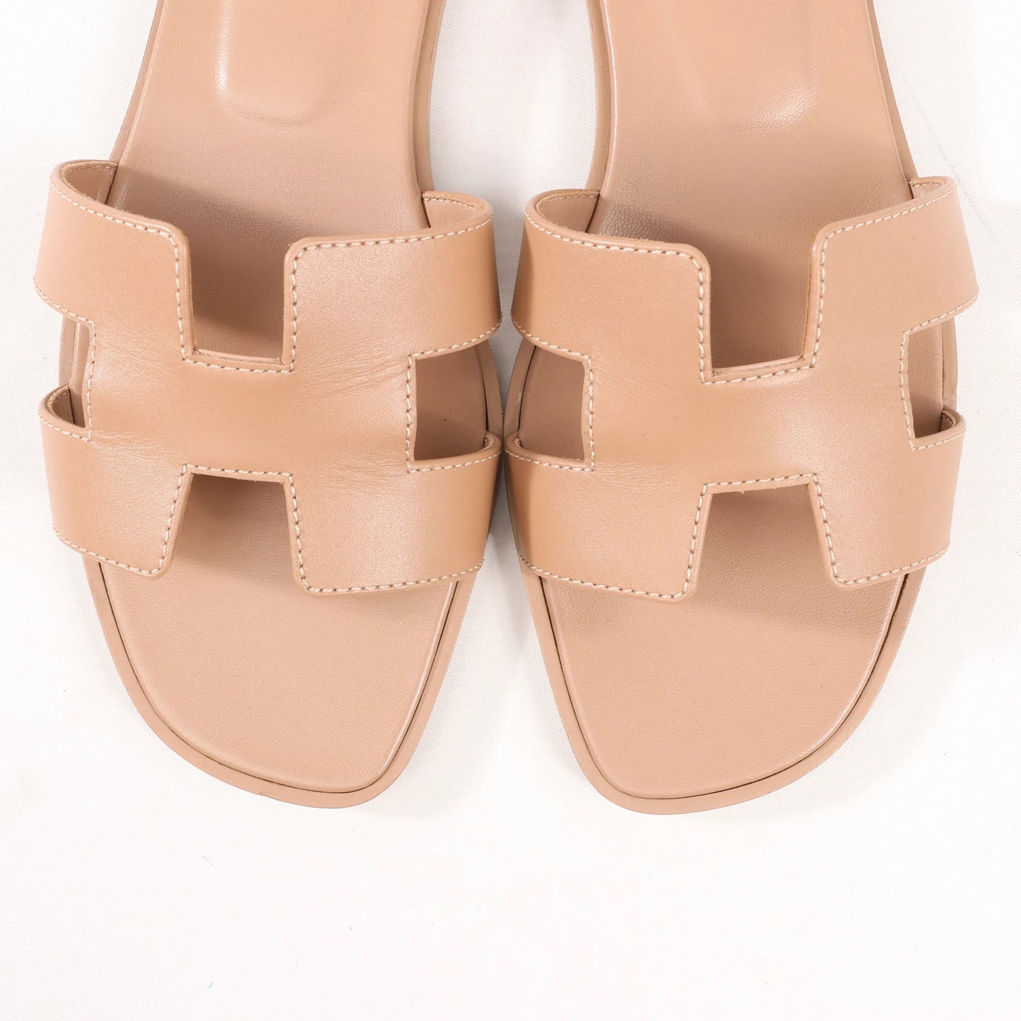 HERMES Oran Leather Sandals in Beige, Size 36.5 EU