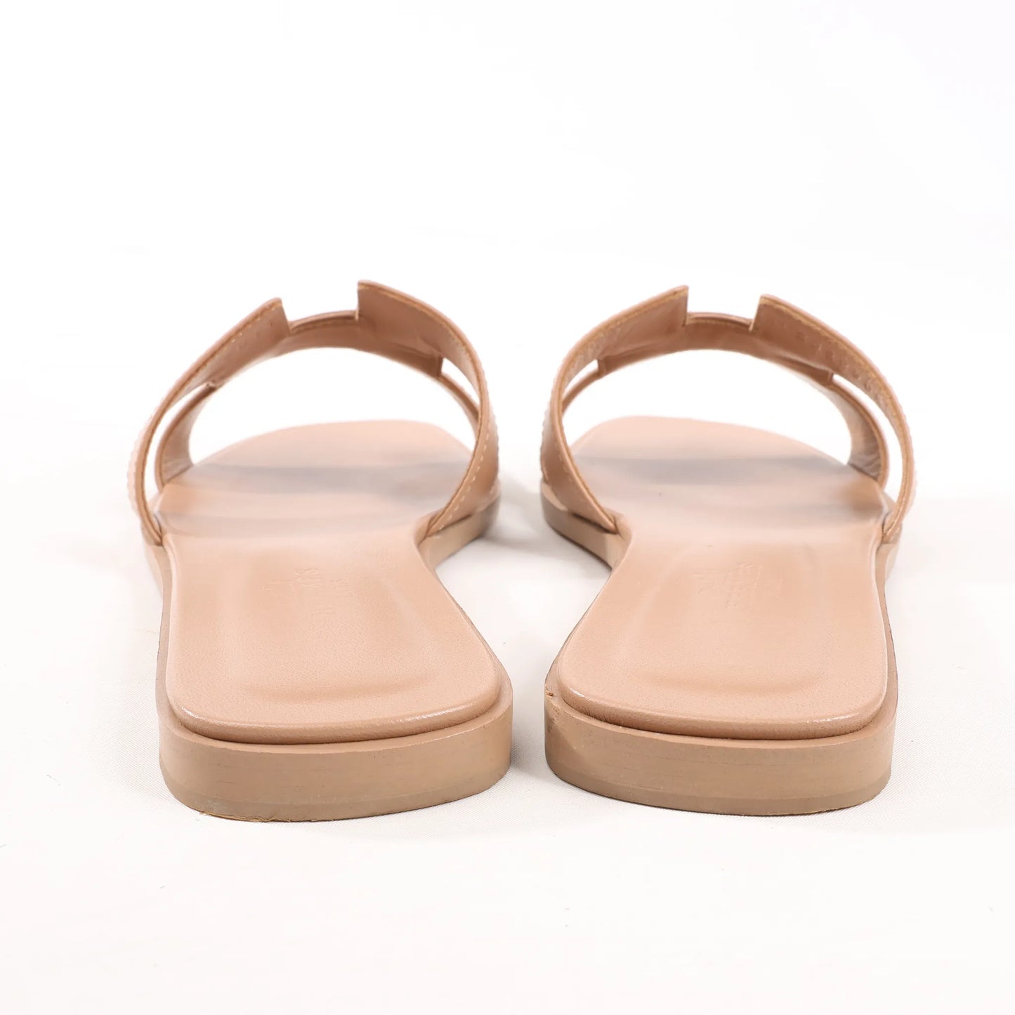 HERMES Oran Leather Sandals in Beige, Size 36.5 EU