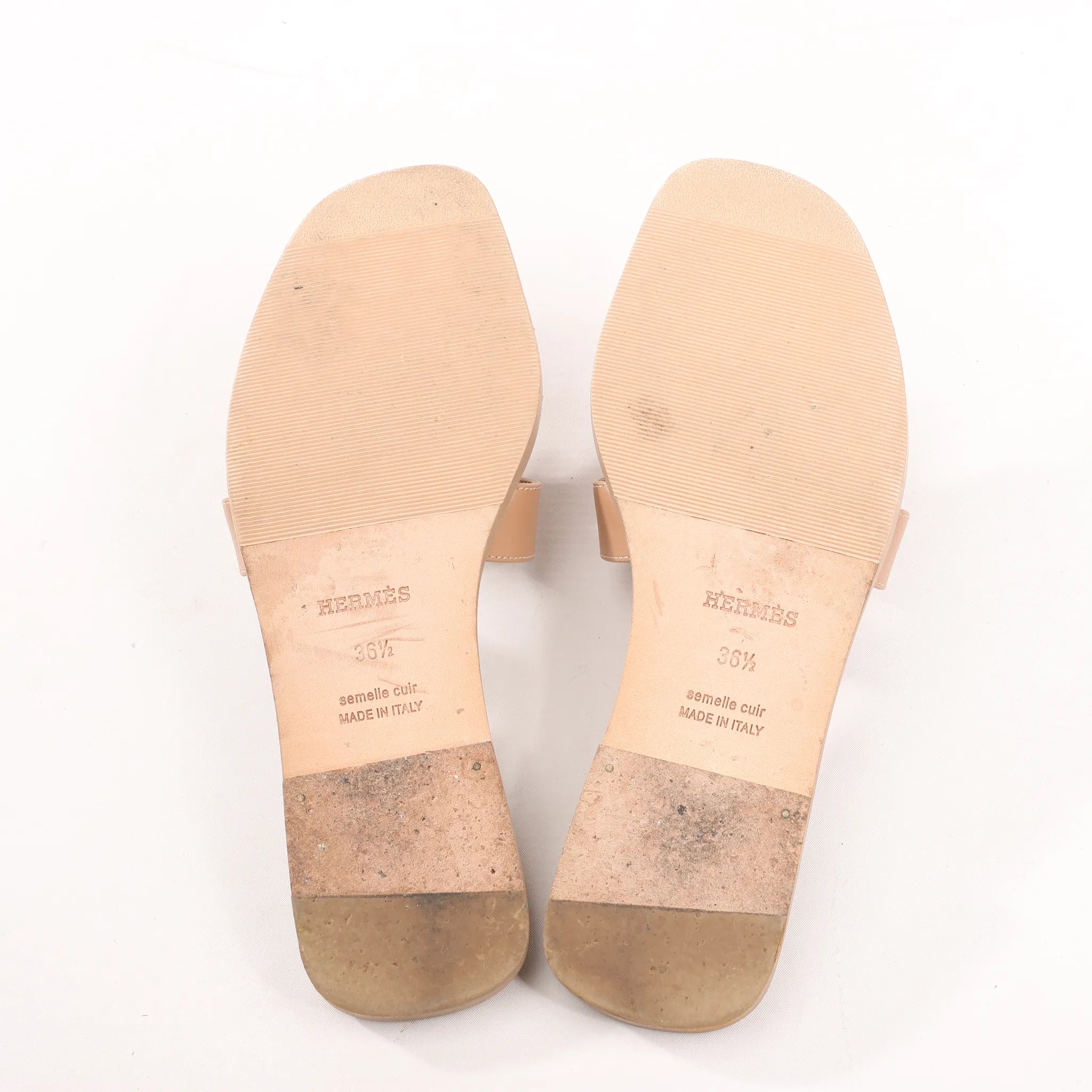 HERMES Oran Leather Sandals in Beige, Size 36.5 EU
