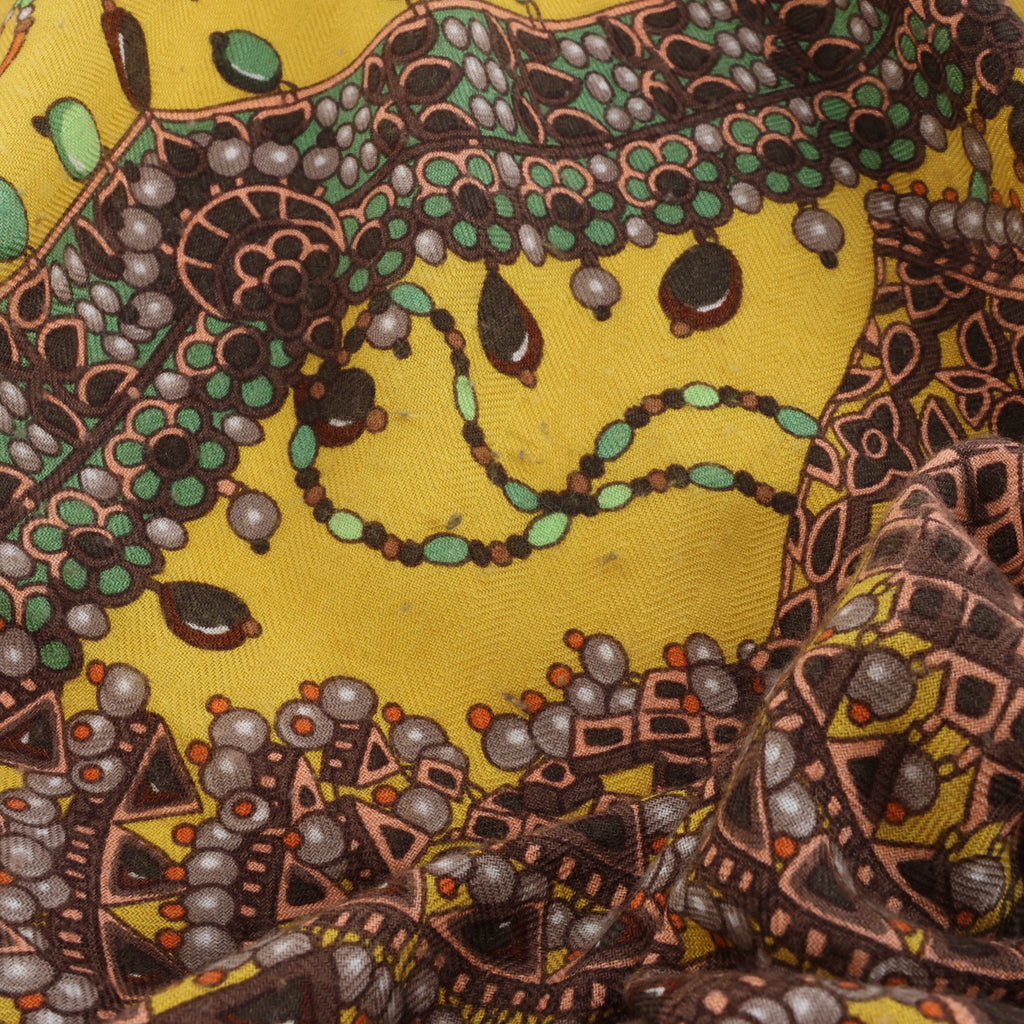 Pañuelo Hermès Carré Geant "LOCOMOTION" de cachemira y seda en beige