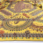 Pañuelo Hermès Carré Geant "LOCOMOTION" de cachemira y seda en beige
