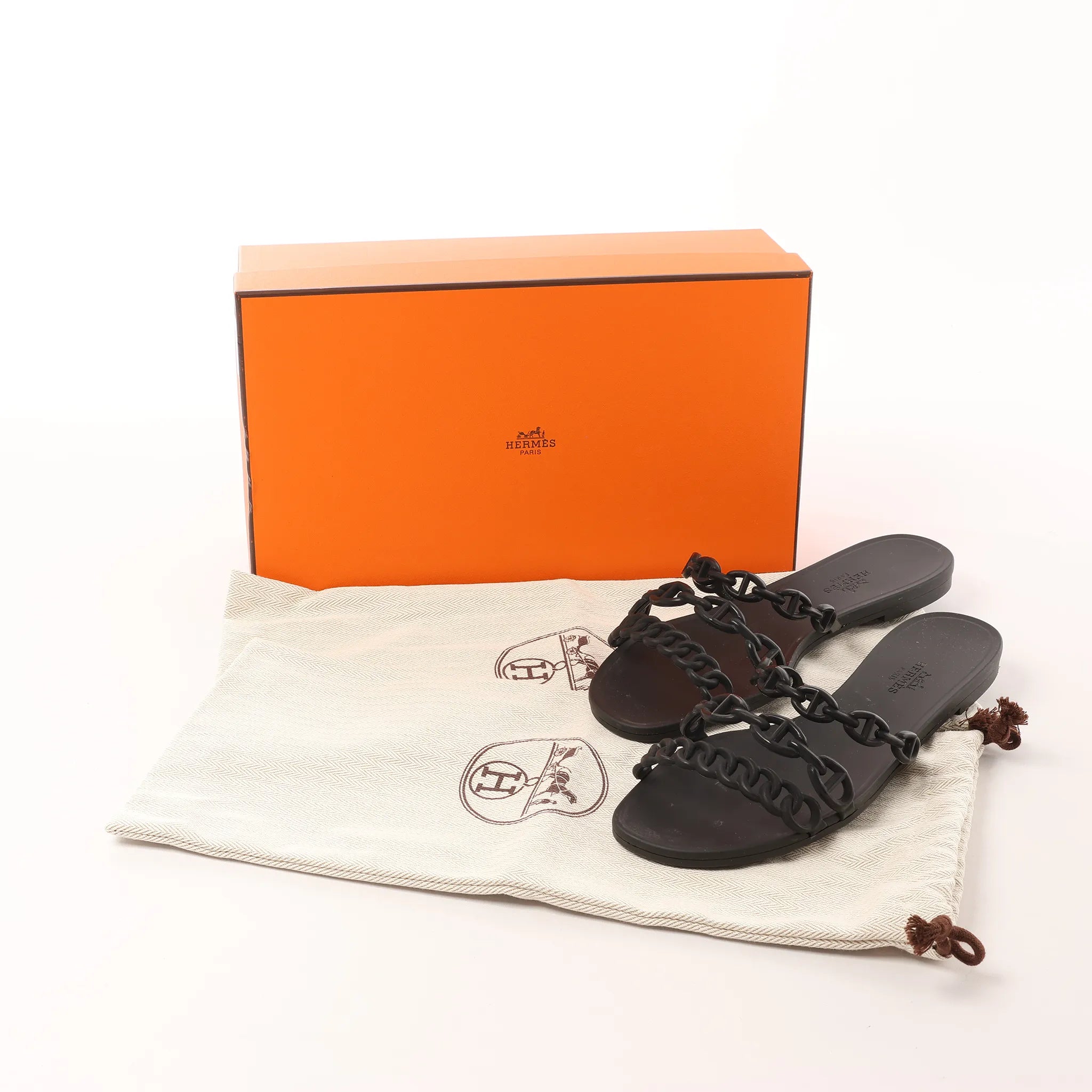 HERMES Rivage Rubber Sandals in Black, Size 36 EU