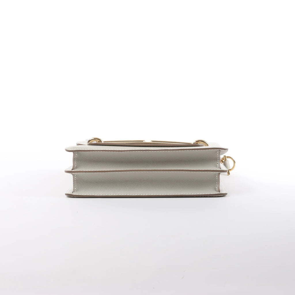Hermes Sac Roulis 23 Evercolor Crossbody Bag in Pearl Gray C: 2018