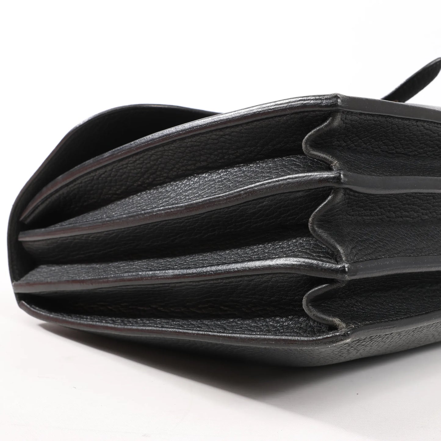 HERMÈS Sac à Depeche 38 Ardennes Lederhandtasche in Schwarz ○V:1992