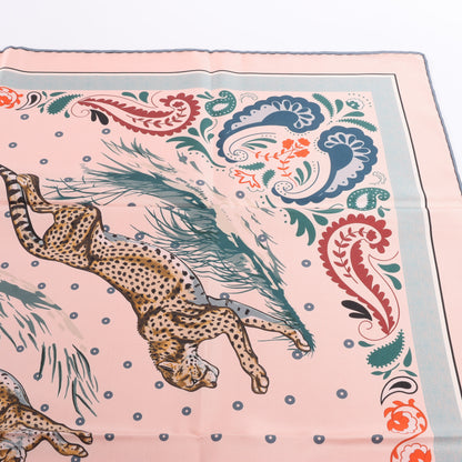 Hermès Double Face 90 „Cheetah Bandana“ 100 % Seidentuch in Pink x Orange