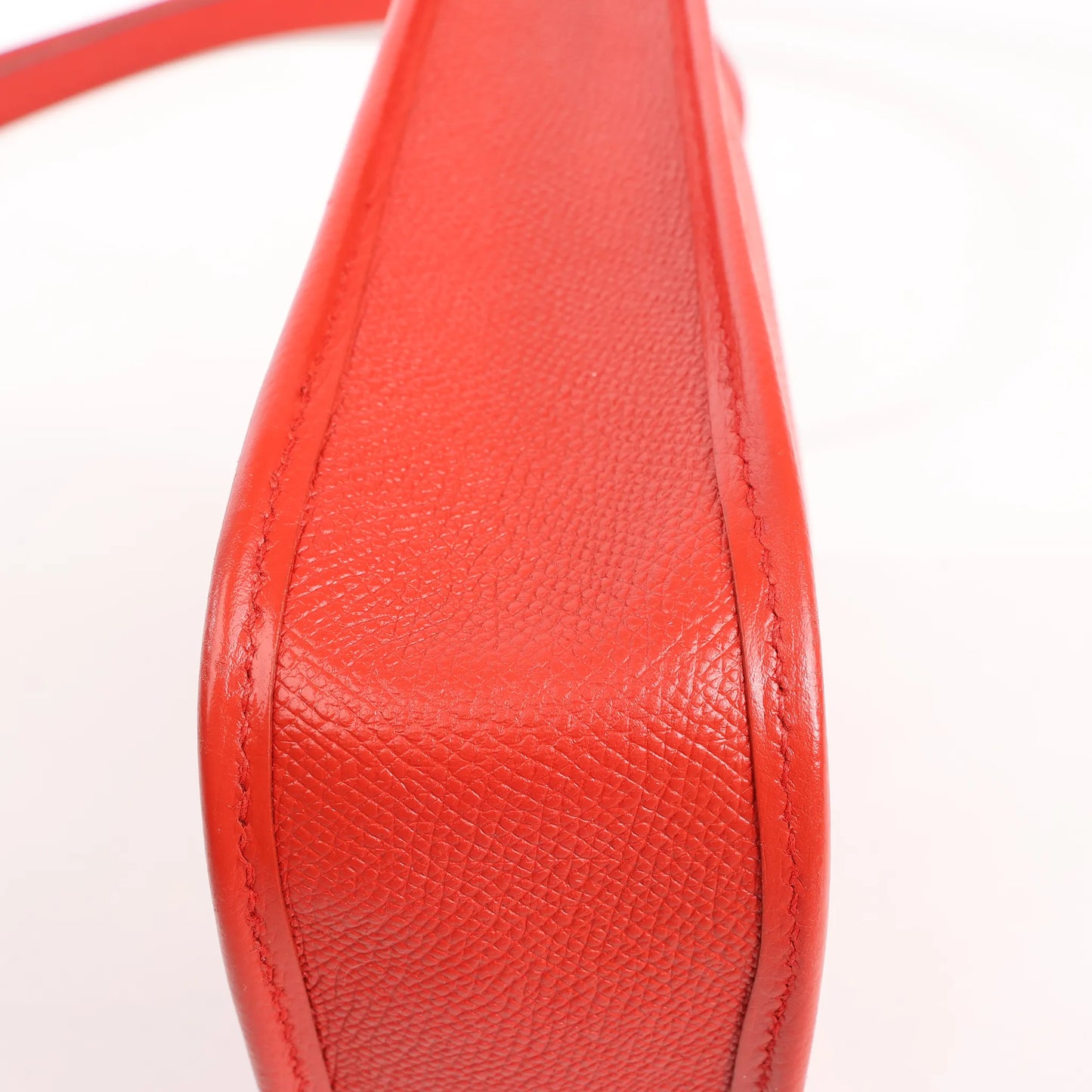 Hermes Vespa TPM Veau Epsom Shoulder Bag in Rouge vif □H: 2004