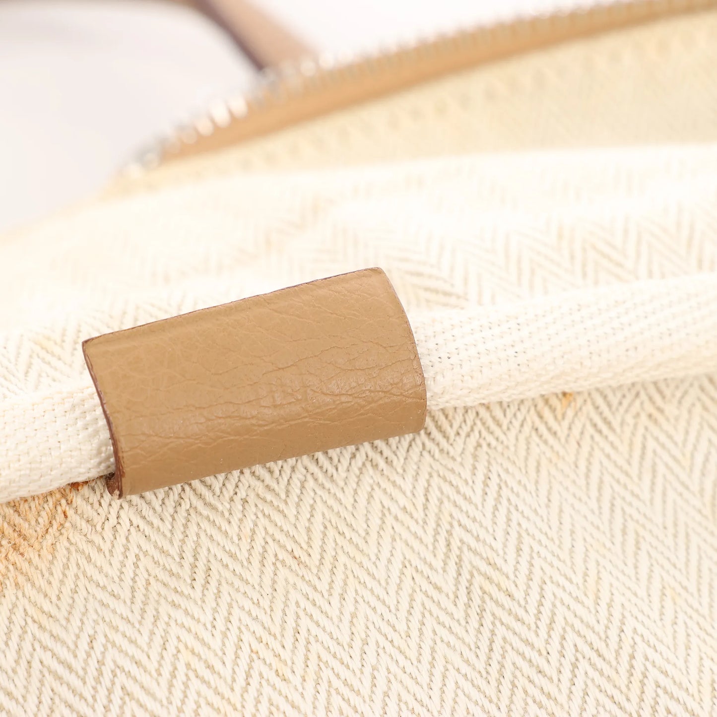 HERMES Victoria 43 Taurillon Clemence Handbag in Brown □L: 2008